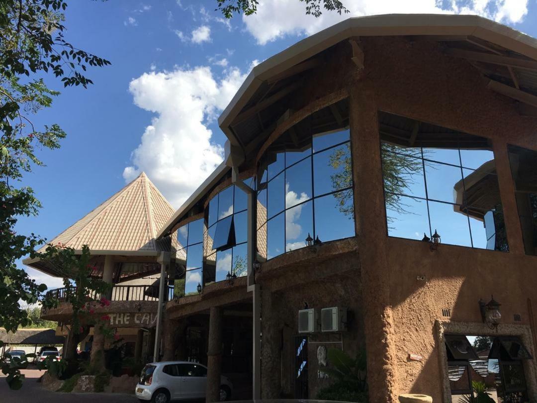 African Home Hotel Gaborone Exterior photo